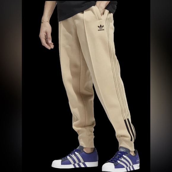 adidas Other - Adidas Original Fleece Joggers Size Large Beige/ Black